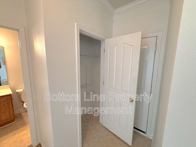 Grand 4-Bedroom Home with Office/Bonus Space, Fireplace, and much more! property image