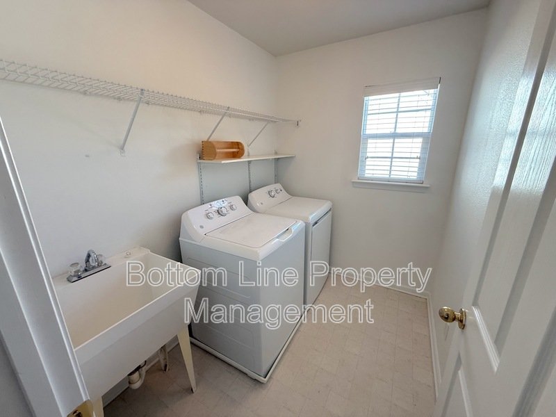 Grand 4-Bedroom Home with Office/Bonus Space, Fireplace, and much more! property image