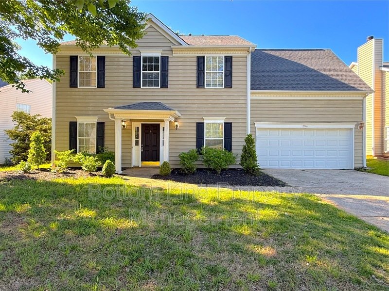 Stunning 4 Bedroom 3 Bathroom SFH For Rent !!!! property image