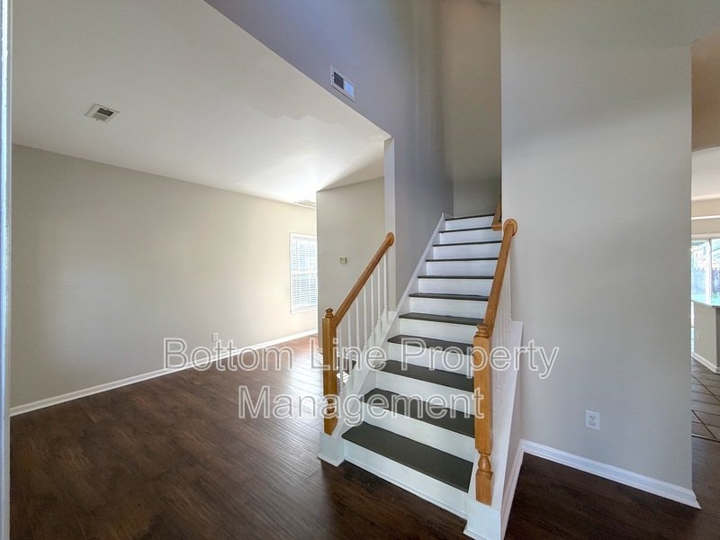 Stunning 4 Bedroom 3 Bathroom SFH For Rent !!!! property image