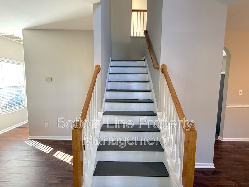 Stunning 4 Bedroom 3 Bathroom SFH For Rent !!!! property image