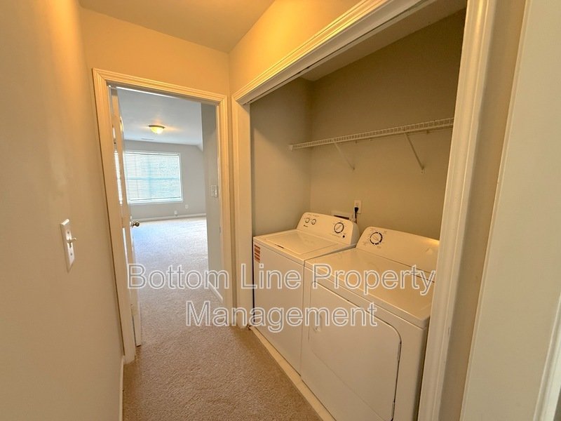 Stunning 4 Bedroom 3 Bathroom SFH For Rent !!!! property image
