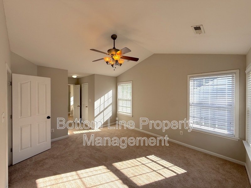 Stunning 4 Bedroom 3 Bathroom SFH For Rent !!!! property image