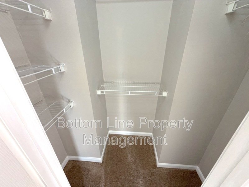 Stunning 4 Bedroom 3 Bathroom SFH For Rent !!!! property image