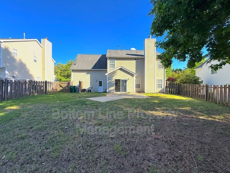 Stunning 4 Bedroom 3 Bathroom SFH For Rent !!!! property image