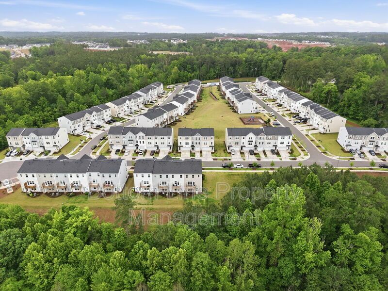 ✨ Beautiful 3BR/2.5BA Townhome w/ 1-Car Garage in Prime Durham Location! ✨ property image