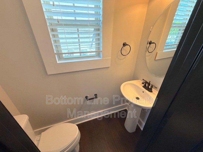 Stunning 4 Bedroom 2.5 Bathroom House For Rent property image