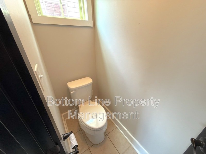 Stunning 4 Bedroom 2.5 Bathroom House For Rent property image