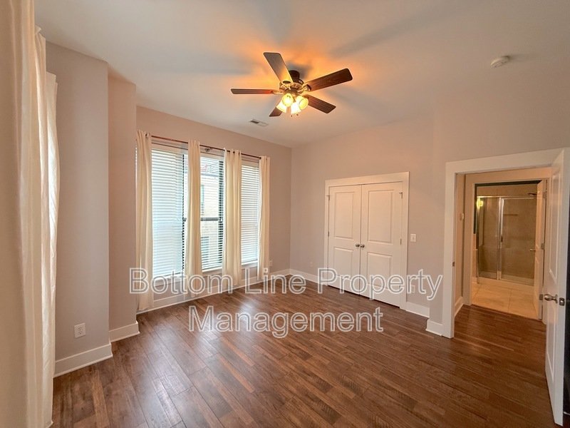 Charming 3 Bedroom 2.5 Bathroom Home For Rent property image