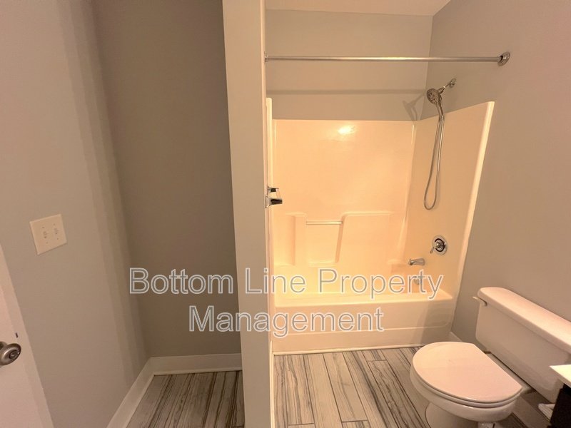 841 Seigle Point Dr property image