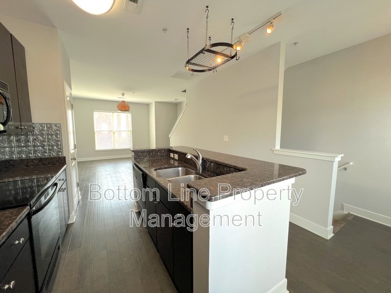 841 Seigle Point Dr property image