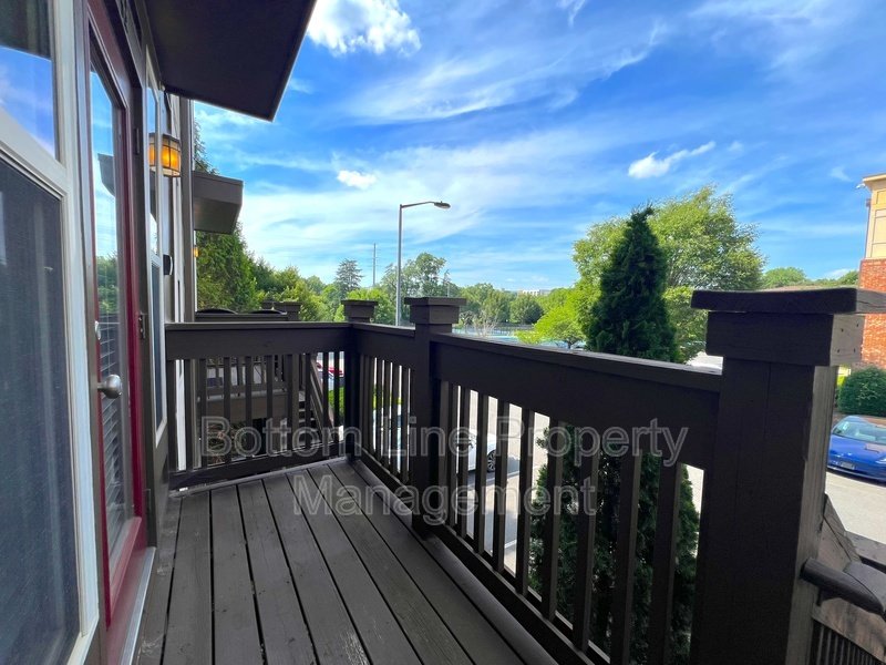 841 Seigle Point Dr property image