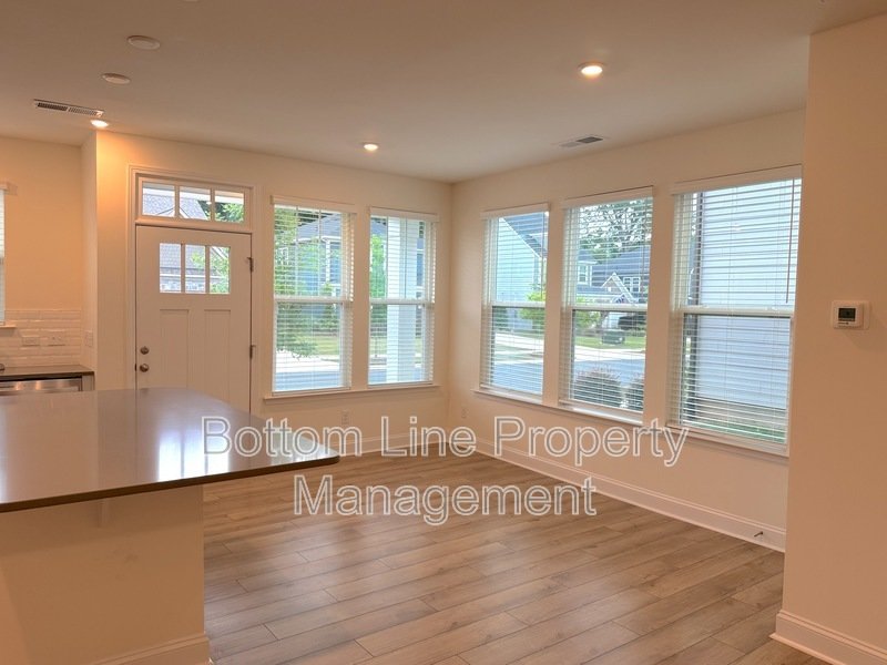 Bright property image