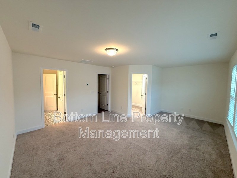 Bright property image
