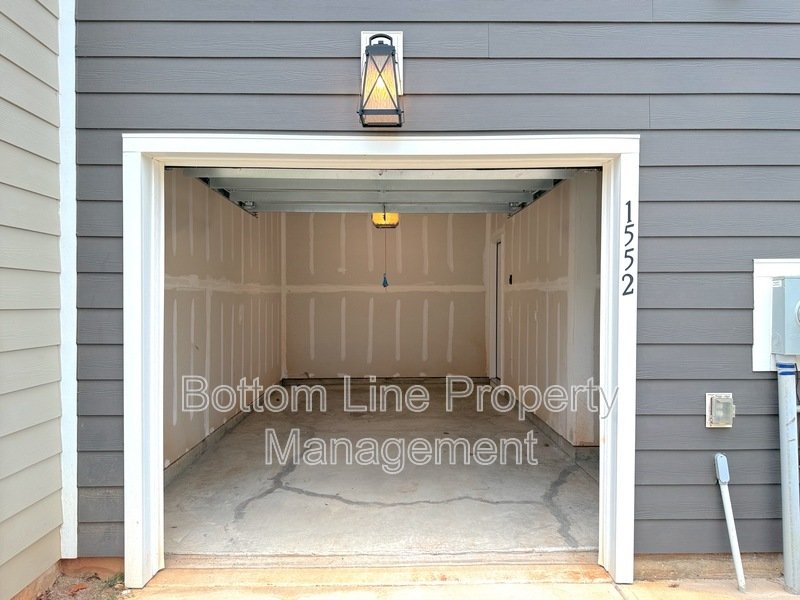 Bright property image
