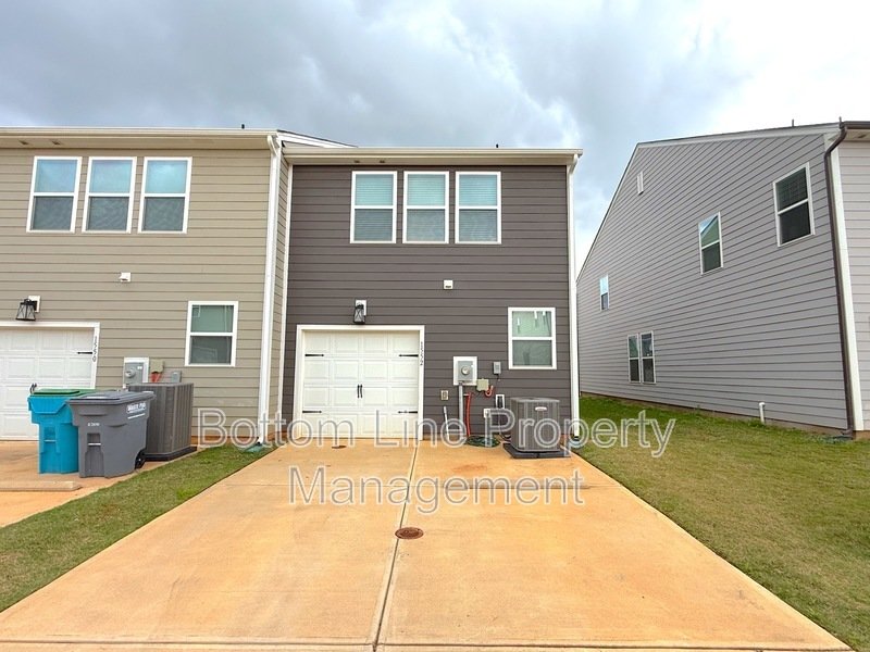 Bright property image