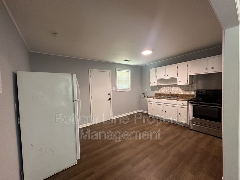 Bright and Charming property image