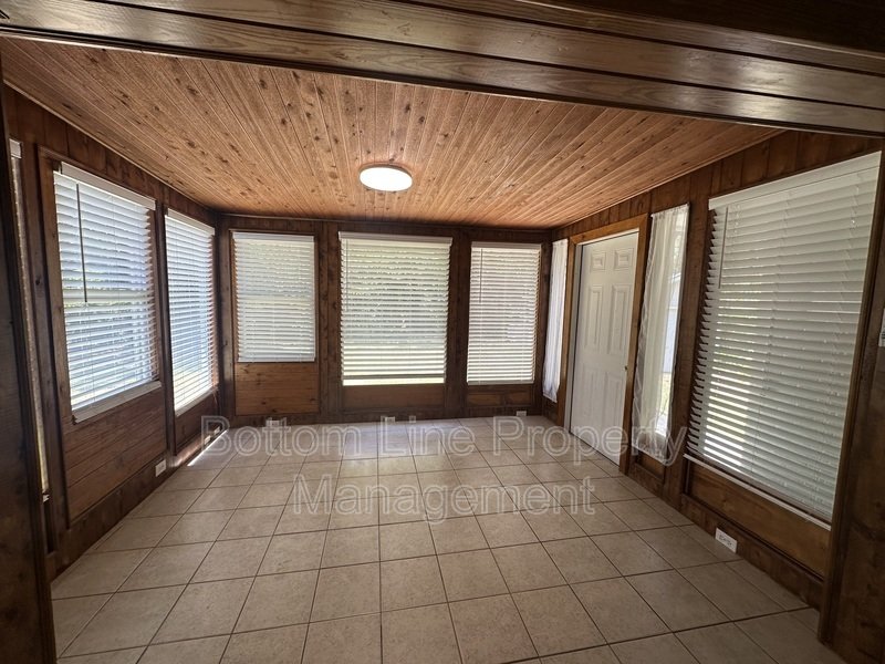 Charming 3BR Home with Sunroom & Detached Garage in Convenient Fayetteville Location property image