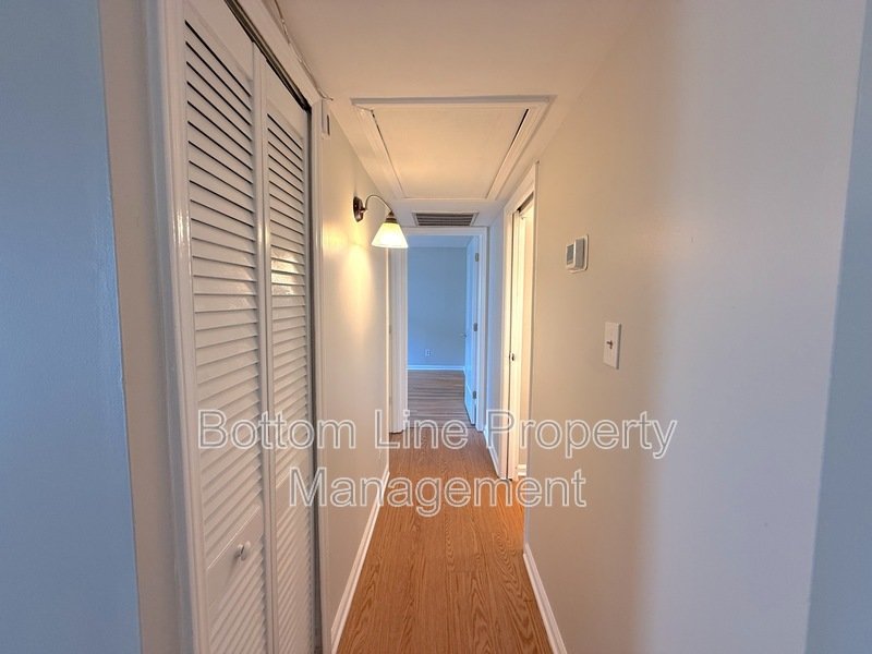 Cozy Unit Minutes From The Airport property image