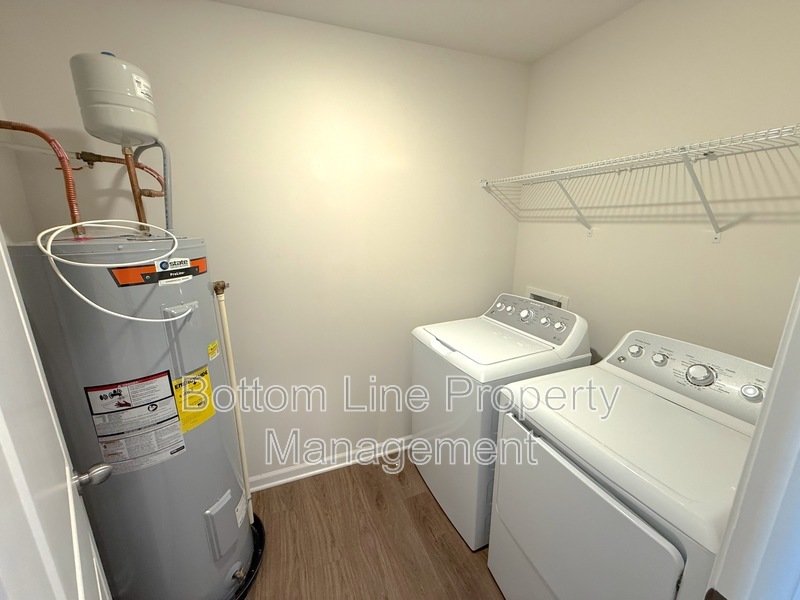 Beautiful 3 Bedroom 2.5 Bathroom Town House For Rent property image