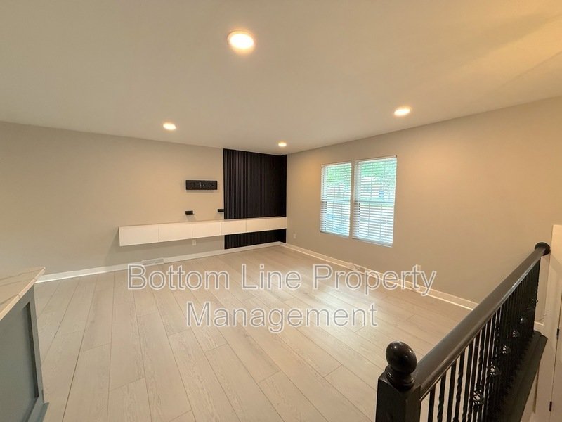 Charming 3 Bed 3 Bath Home For Rent property image
