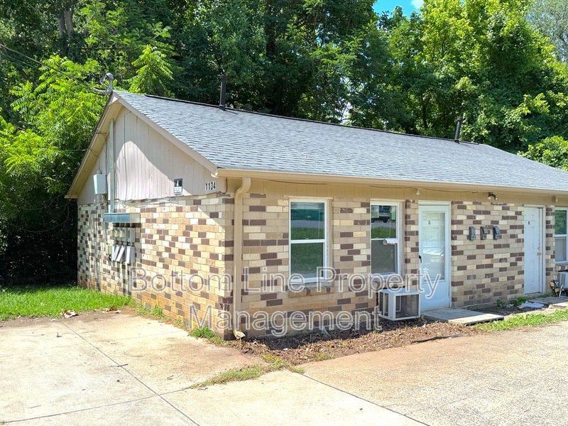 1134 W Davidson Ave Apt A property image