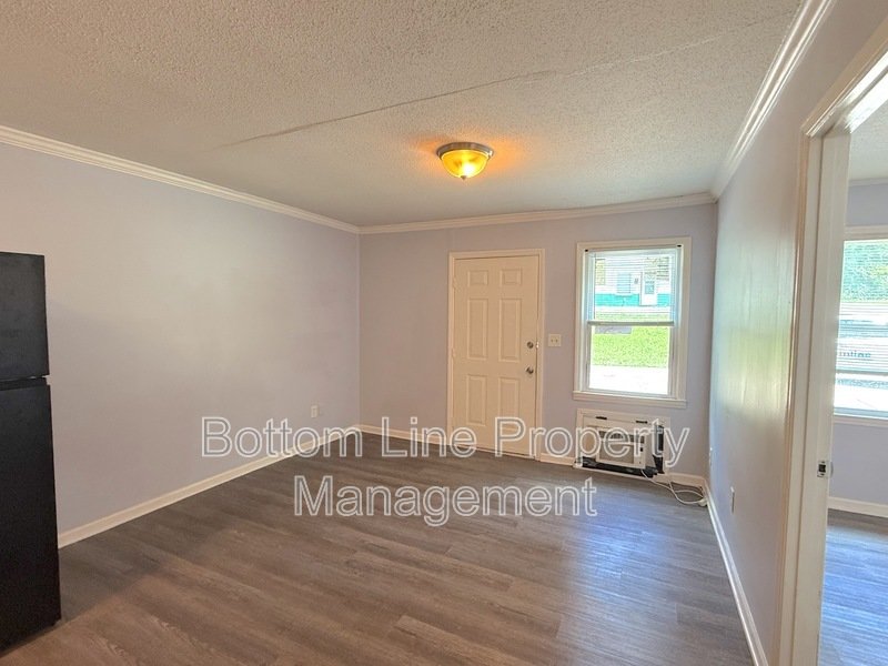 1134 W Davidson Ave Apt A property image