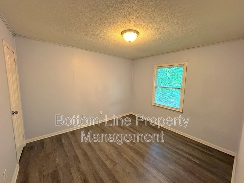 1134 W Davidson Ave Apt A property image
