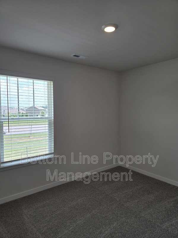 Luxury New Construction with Open Floor Plan & 4 Spacious Bedrooms property image