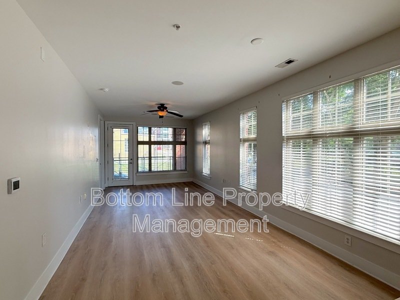 2 Bedroom 2 Bathroom Uptown Unit For Rent property image