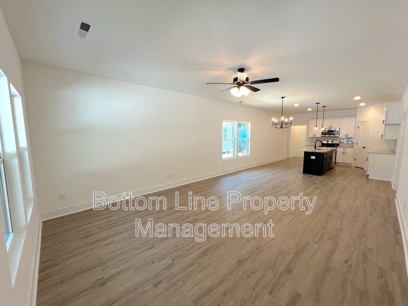 Bright property image