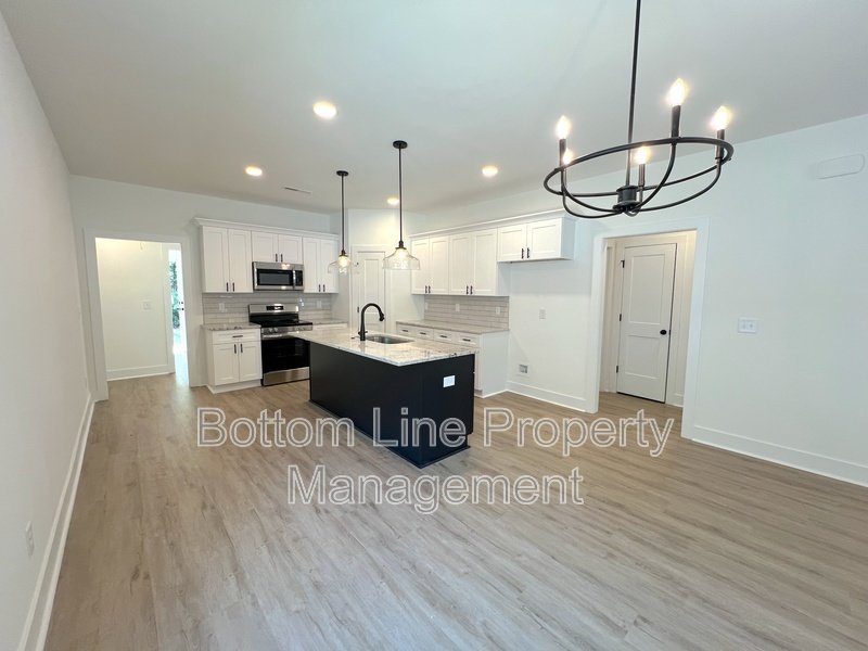 Bright property image