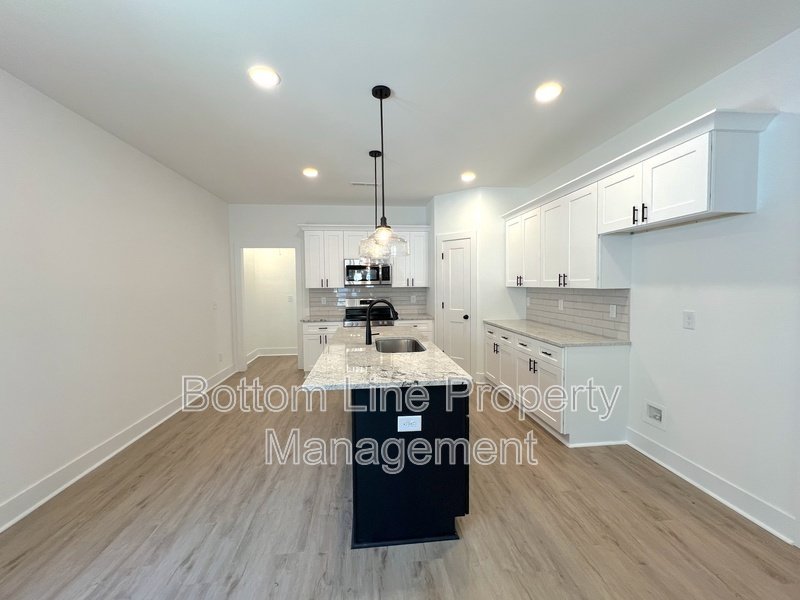 Bright property image