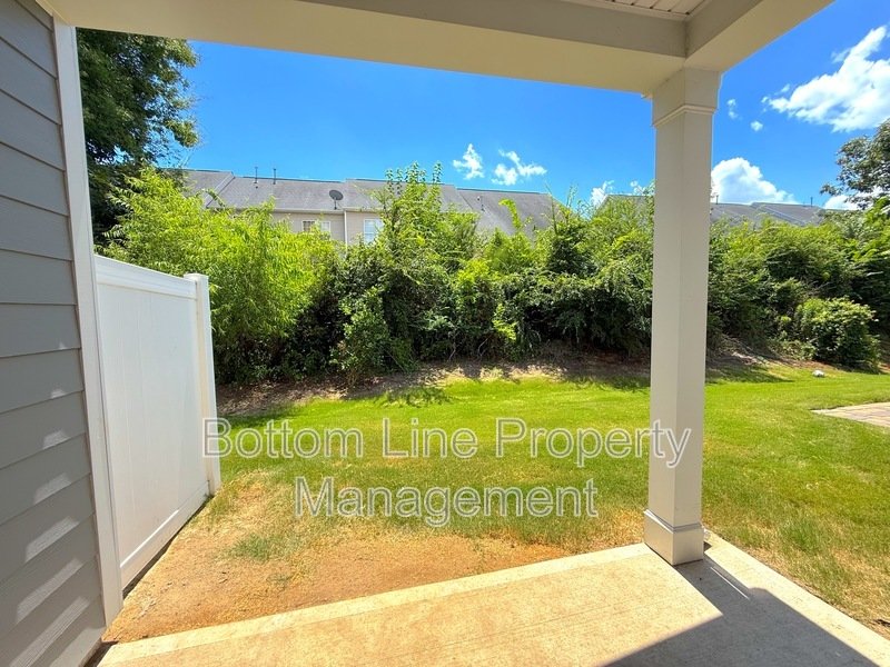 COMING SOON! 3BR 2.5 BA Townhome with Amazing Community Features! property image