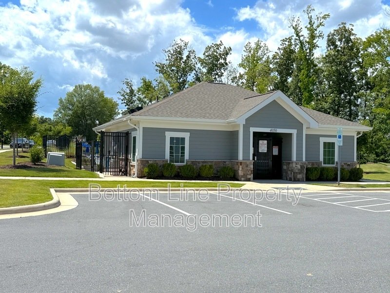 COMING SOON! 3BR 2.5 BA Townhome with Amazing Community Features! property image