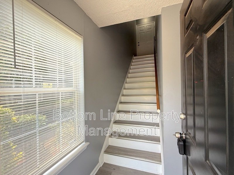 Cozy 2 Bedroom 2 Bathroom Townhouse For Rent!!! property image