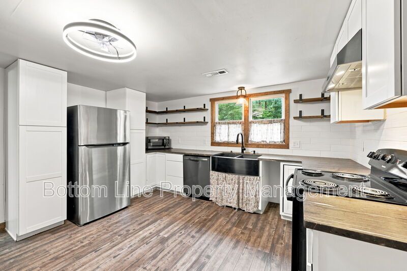 Rare 7-Acre Retreat in Holly Springs! property image