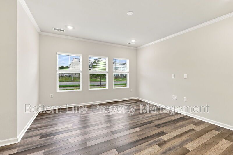 Beautiful 3BR/2.5BA Raleigh Home | 2-Car Garage | Quartz Counters property image