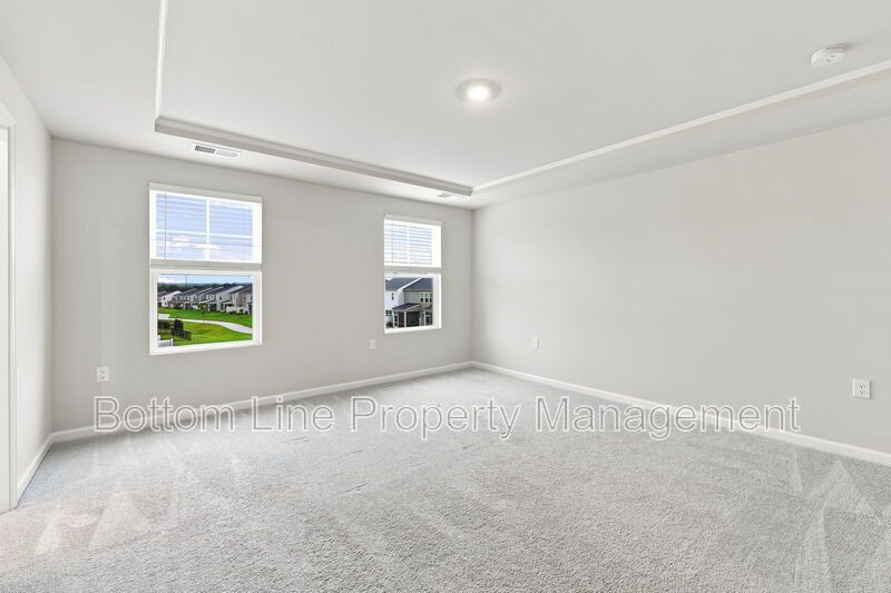Beautiful 3BR/2.5BA Raleigh Home | 2-Car Garage | Quartz Counters property image