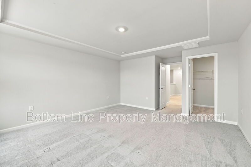 Beautiful 3BR/2.5BA Raleigh Home | 2-Car Garage | Quartz Counters property image