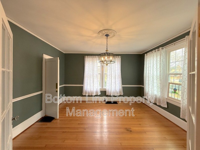 Charming and Historic Home in Downtown Gastonia! property image