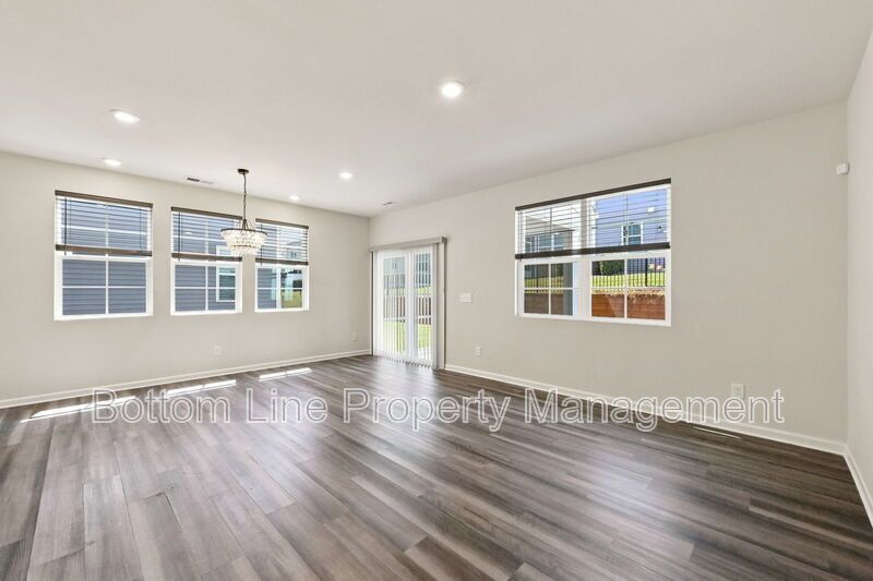 Spacious 3-Bedroom Raleigh Townhome with Screened Porch & 1-Car Garage property image