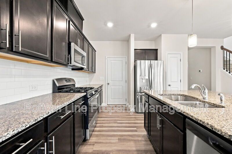 Spacious 3-Bedroom Raleigh Townhome with Screened Porch & 1-Car Garage property image