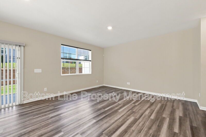 Spacious 3-Bedroom Raleigh Townhome with Screened Porch & 1-Car Garage property image