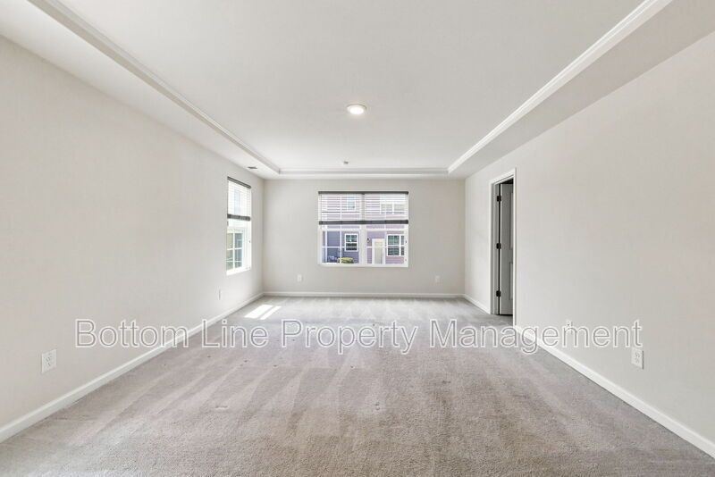 Spacious 3-Bedroom Raleigh Townhome with Screened Porch & 1-Car Garage property image