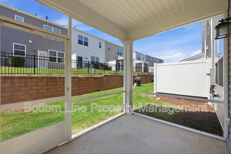 Spacious 3-Bedroom Raleigh Townhome with Screened Porch & 1-Car Garage property image
