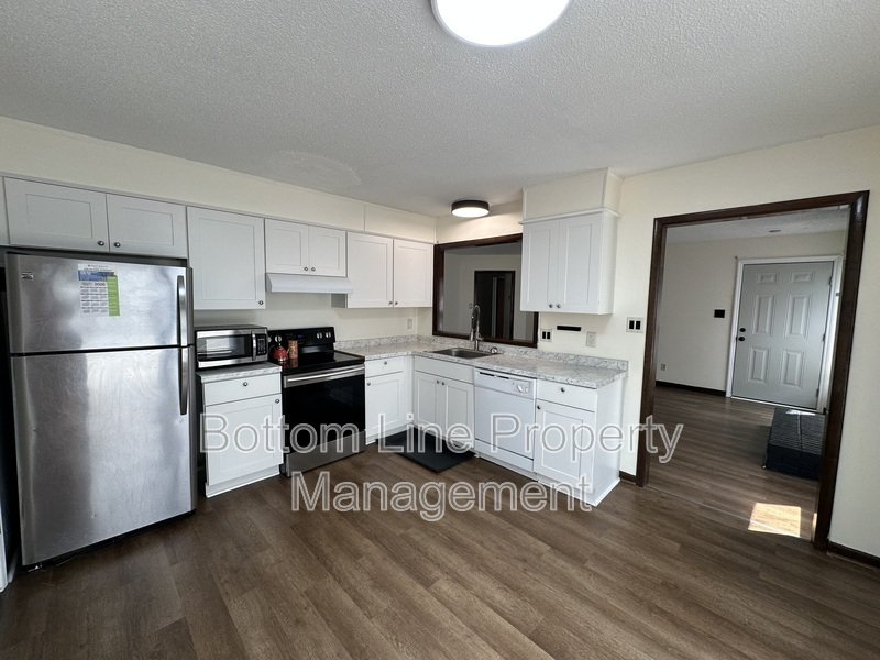 Fabulous Three Bedroom property image