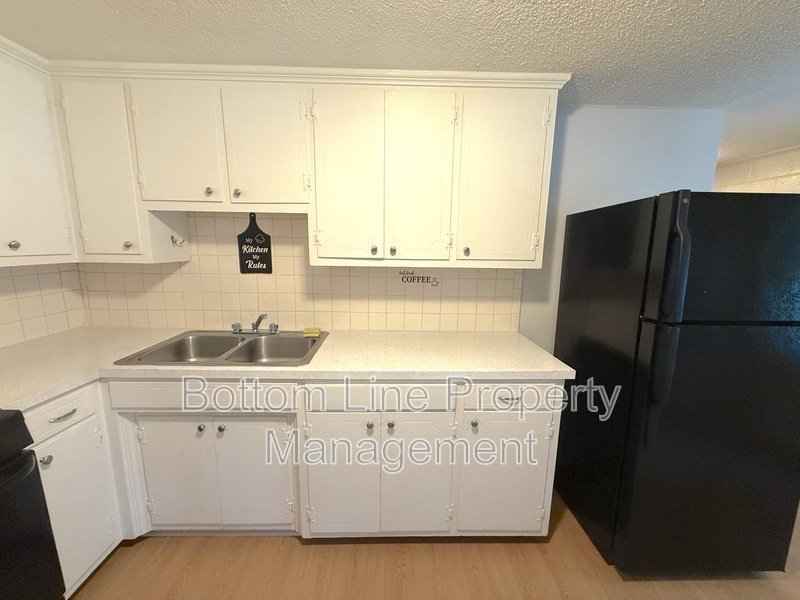 Charming 1 bedroom property image