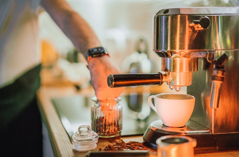How a Coffee Bar Increases Home Value and Appeal